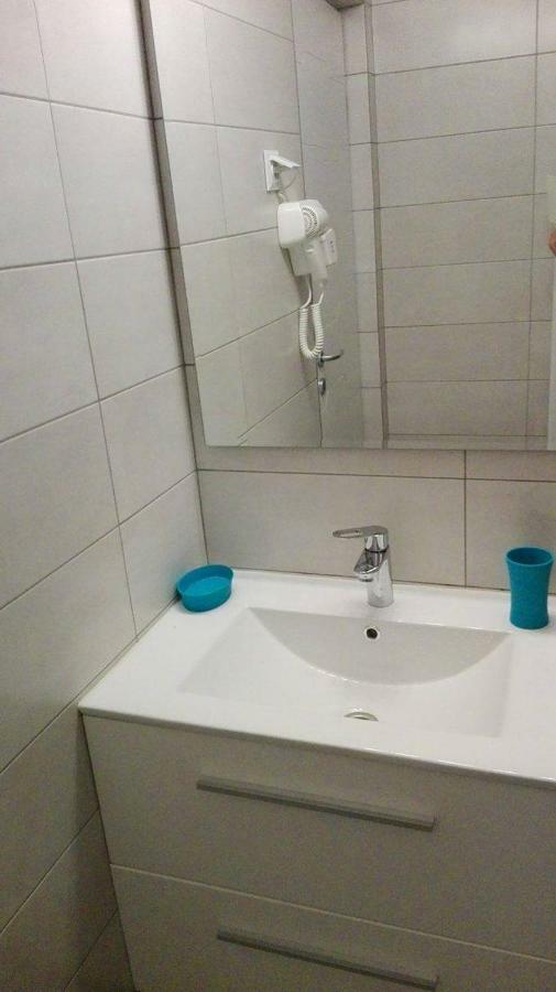 Appartement Garsoniera Miru Miru à Năvodari Extérieur photo